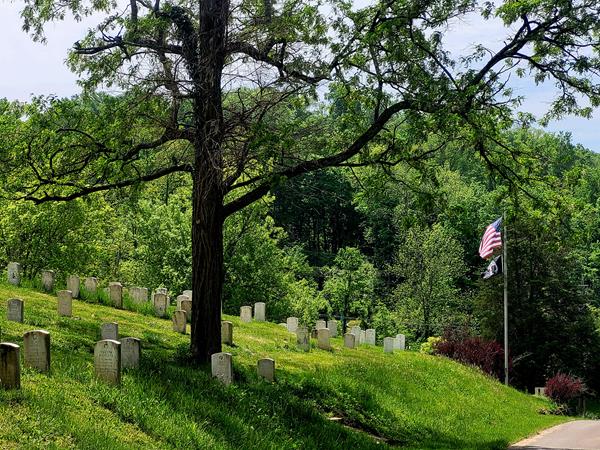 Hillcrest Cemetery